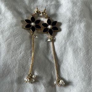 Betsy Johnson flower drop earrings